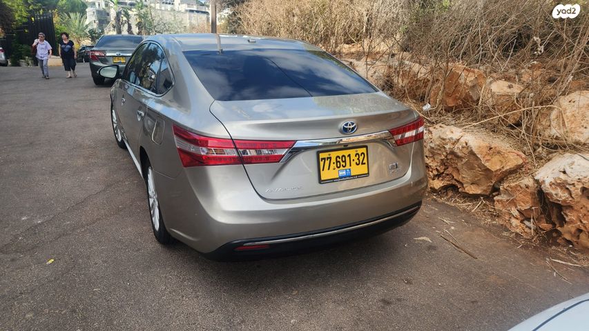 טויוטה אוולון