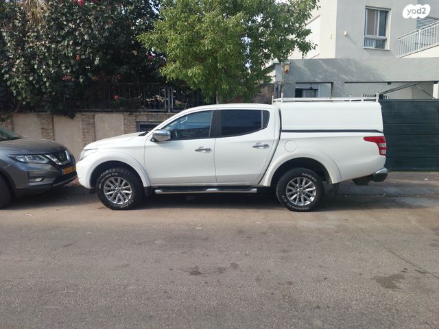 מיצובישי טרייטון / L200