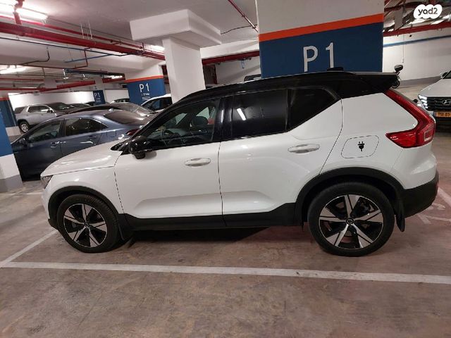 וולוו XC40