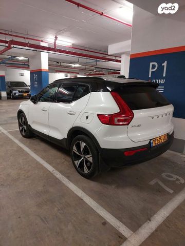 וולוו XC40