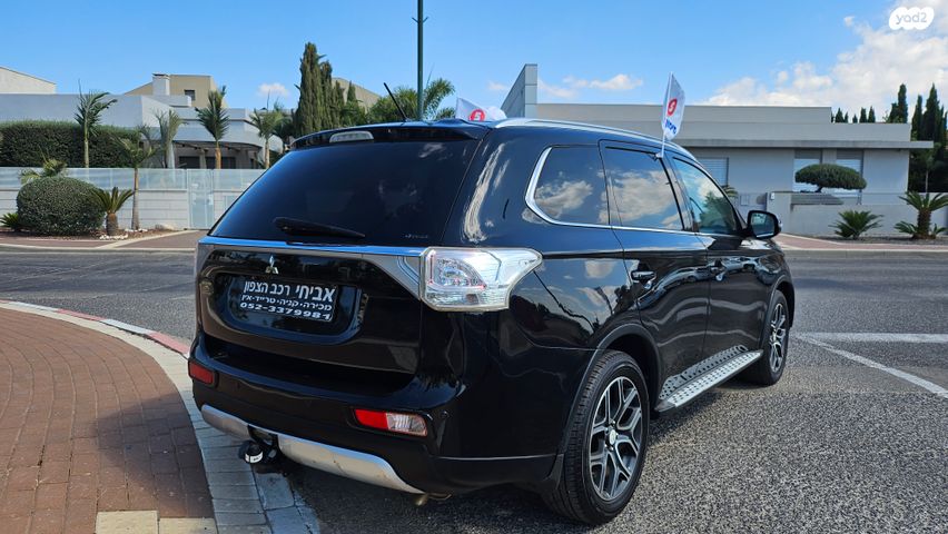 מיצובישי אאוטלנדר