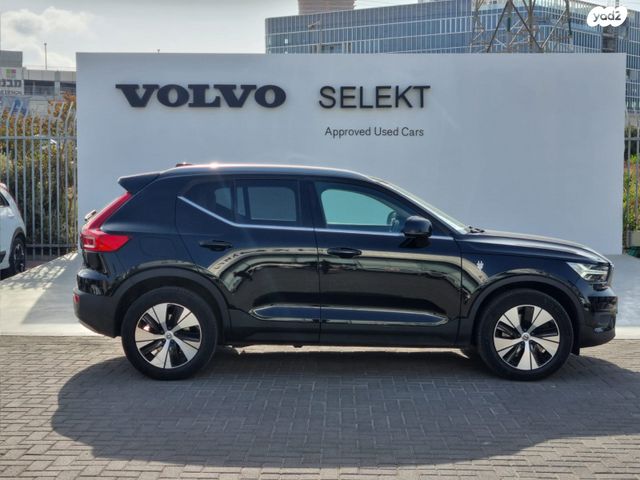 וולוו XC40