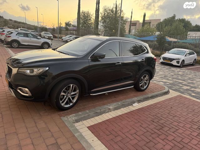 אם ג'י EHS PHEV