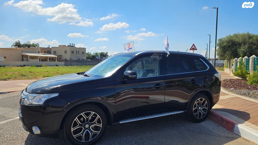 מיצובישי אאוטלנדר