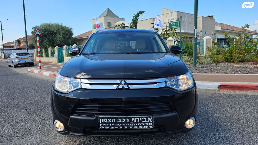 מיצובישי אאוטלנדר