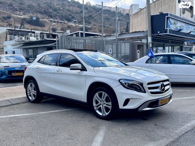 מרצדס-בנץ GLA