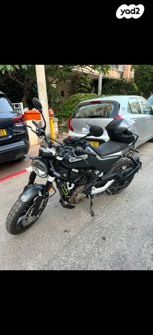 מודעת רכב הוסקוורנה SVARTPILEN 250