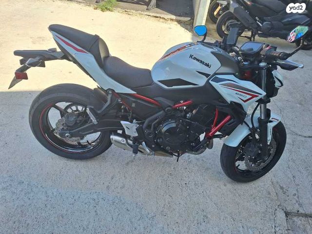 מודעת רכב קאוואסאקי Z650