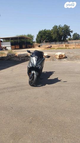 ימאהה Tmax 560 Tech