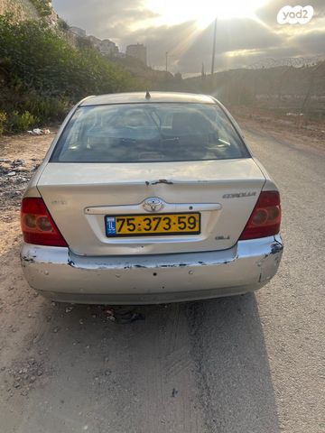 טויוטה קורולה