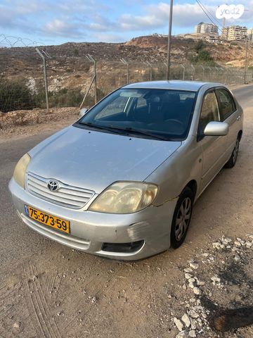 טויוטה קורולה