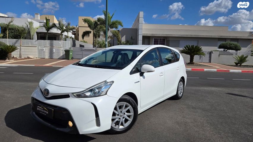 מודעת רכב טויוטה פריוס פלוס