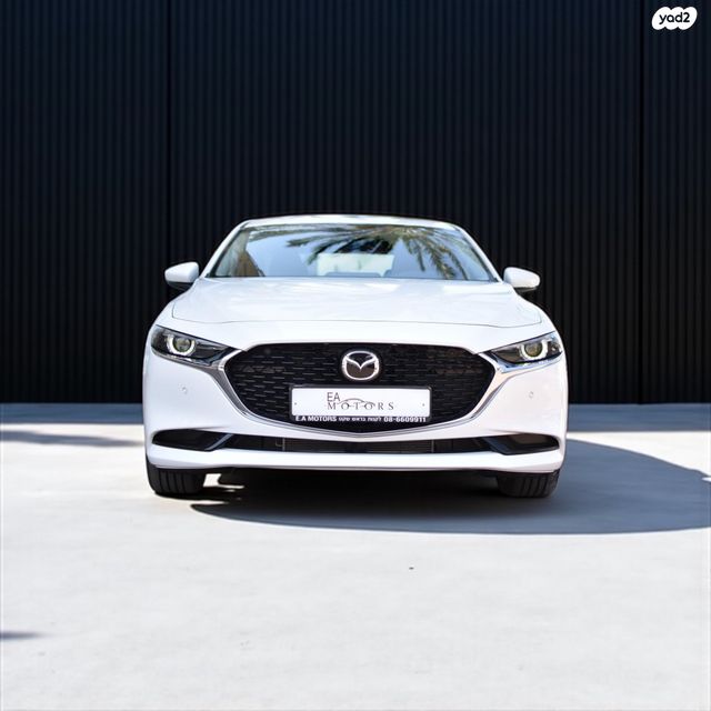 מודעת רכב מאזדה 3