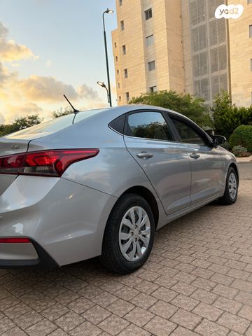 יונדאי אקסנט i25