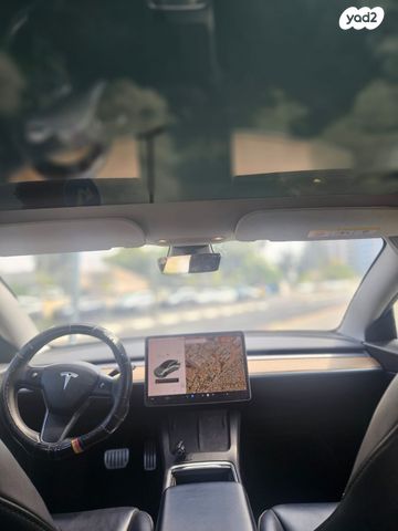 טסלה מודל 3