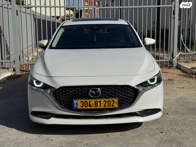 מאזדה 3