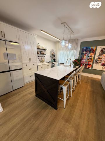 דופלקס, מנחם אוסישקין 11, רובע ט"ו, אשדוד