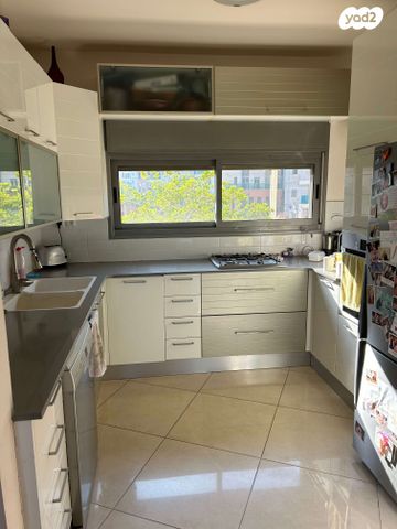 דירה, מרק שאגאל 9, הגוש הגדול, רמת אביב החדשה, נופי ים, תל אביב יפו