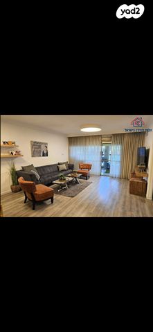 יהושע רבינוביץ 53