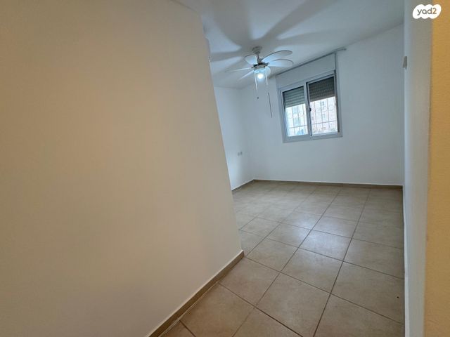 דירת גן, כסלו 74, הכרמים, מודיעין מכבים רעות