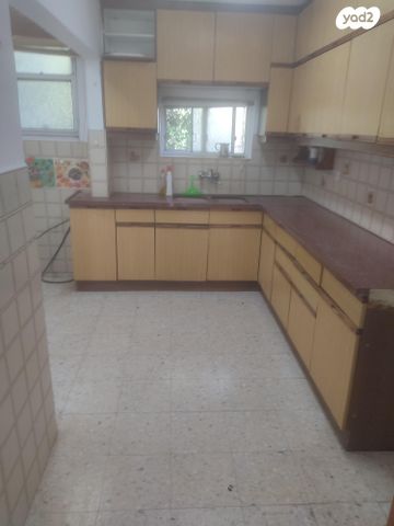 דירת גן, מעלה מיכאל 4, אלון שבות, אלון שבות