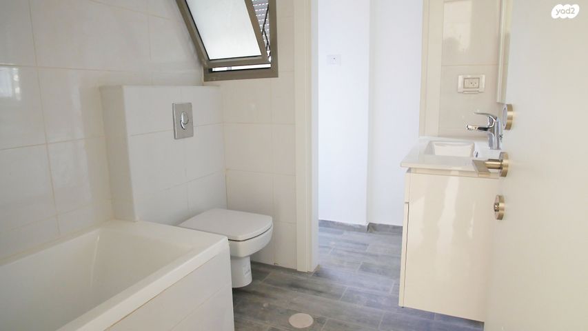 דירה, קריניצי 55, שכונת יהלום, מרכז העיר ב, רמת גן