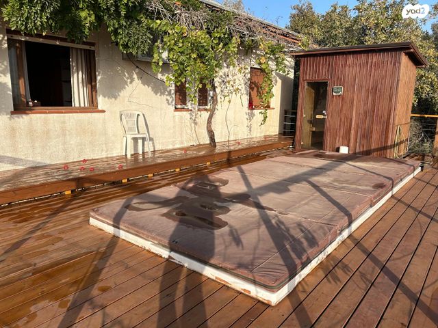 בית פרטי/ קוטג', אלה 13, הילה, הילה