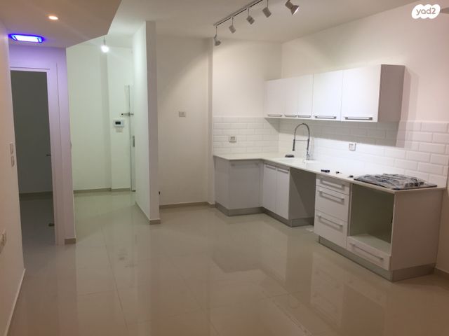 דירה, קריניצי 55, שכונת יהלום, מרכז העיר ב, רמת גן