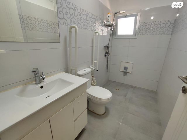 בית פרטי/ קוטג', אחוזם, אחוזם, אחוזם