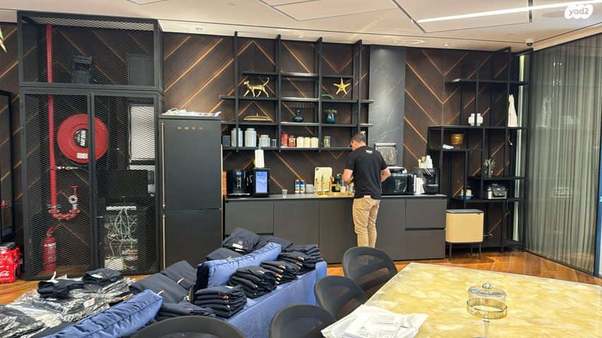 משרדים, הגביש 4, אזור תעשיה ספיר, נתניה