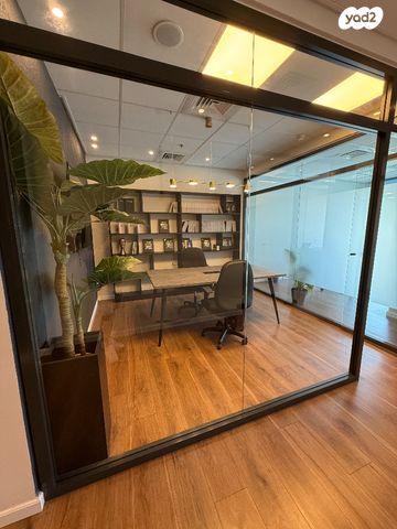 משרדים, התדהר 14, אזור תעשייה קרית אתגרים, רעננה