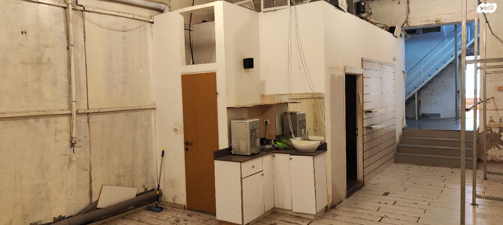 חנויות/ שטח מסחרי, אילת 41, נווה צדק, תל אביב יפו