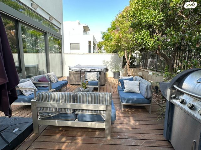 דו משפחתי, תל ברוך, תל אביב יפו