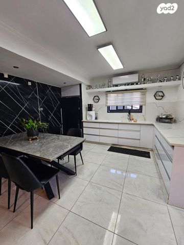 דירת גן, נווה אלון, עכו