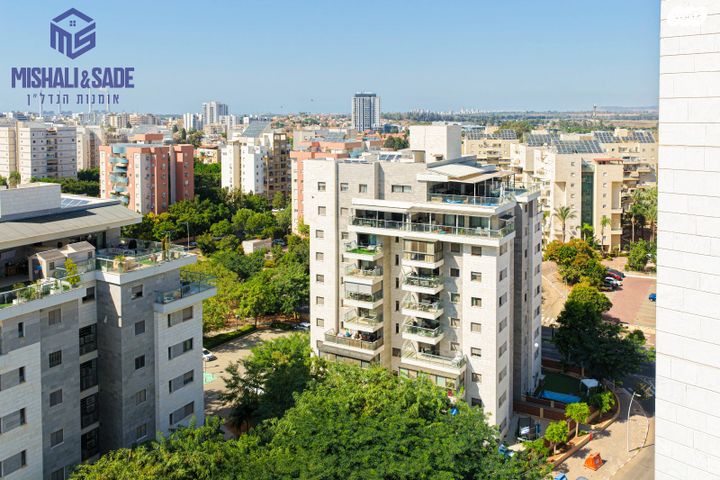 דירה, חטיבת הנח"ל 14, הפארק, חדרה