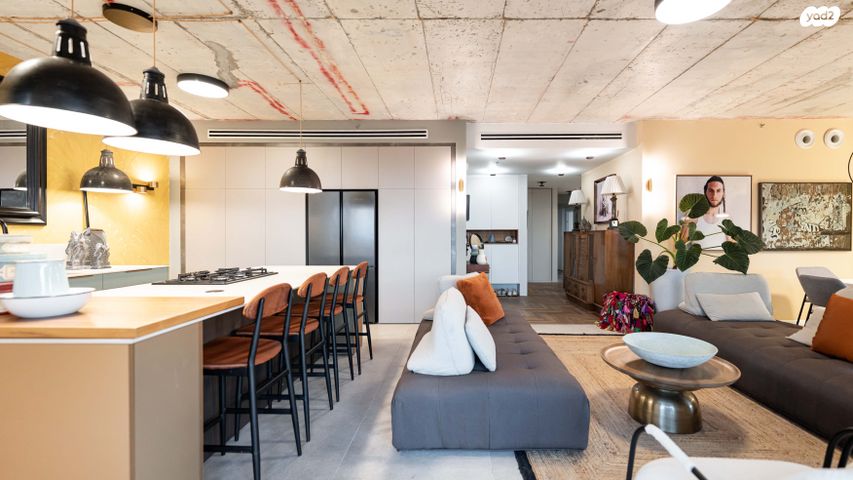 גג/ פנטהאוז, גאולה כהן, רמלה