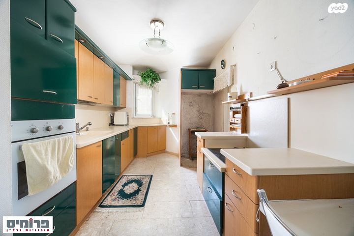 דירה, בן ציון דינור, בית הכרם, רמת בית הכרם, ירושלים