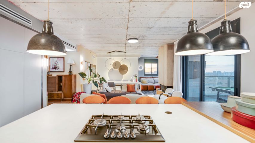 גג/ פנטהאוז, גאולה כהן, רמלה