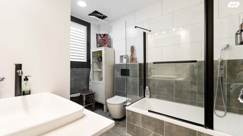 גג/ פנטהאוז, גאולה כהן, רמלה