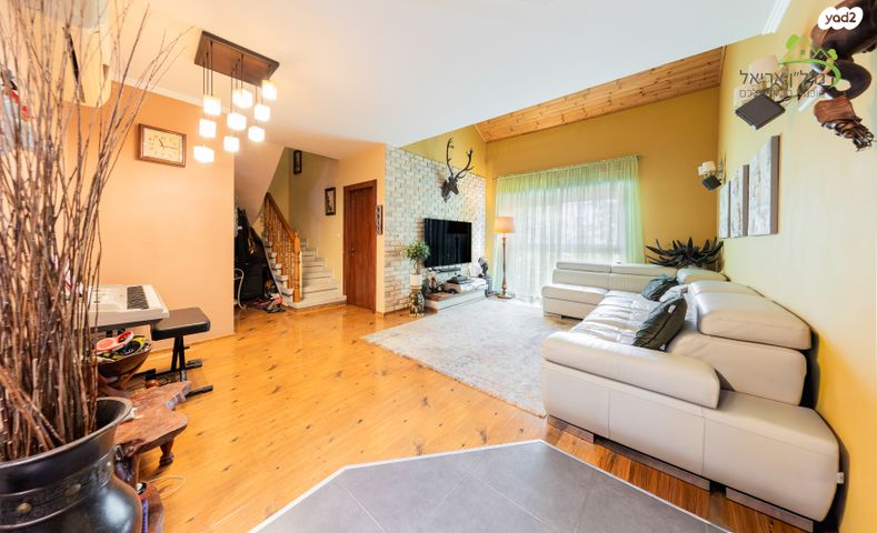 דופלקס, ששת הימים 16, אריאל