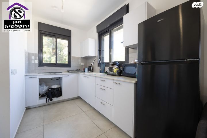 גג/ פנטהאוז, קוסטה ריקה, עיר גנים, ירושלים