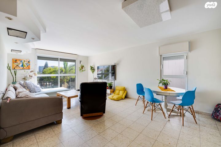 דירה, שדרות מנחם בגין, קרית הסביונים, יהוד מונוסון