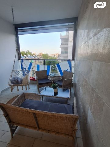 דירה, הנביאים, הנביאים, בת ים