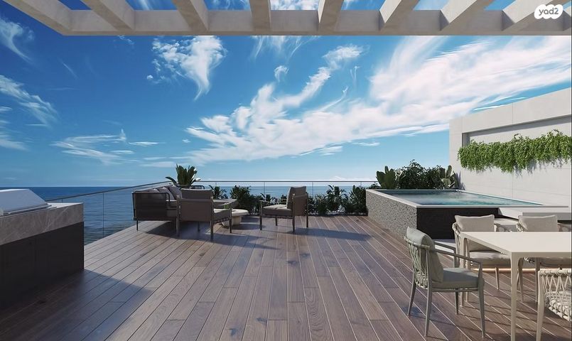 גג/ פנטהאוז, דרך בן גוריון 93, דרום מערב ותיק, בת ים