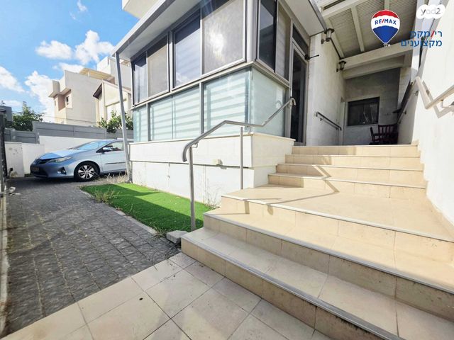 דירת גן, העלייה השנייה, רח' הנשיא צפון, חדרה