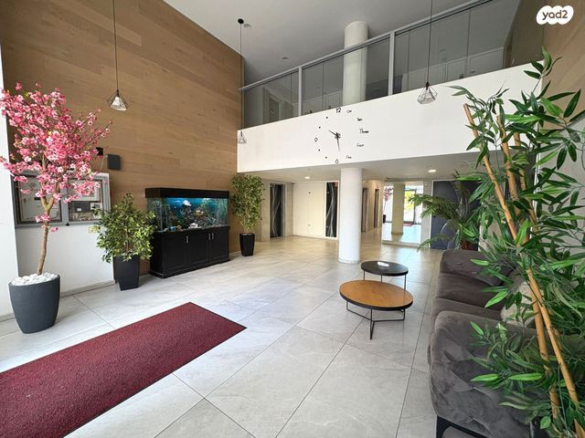 דירה, שדרות הרצל, יבנה