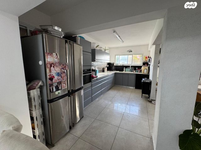 דירת גן, יוסף גדיש, עכו