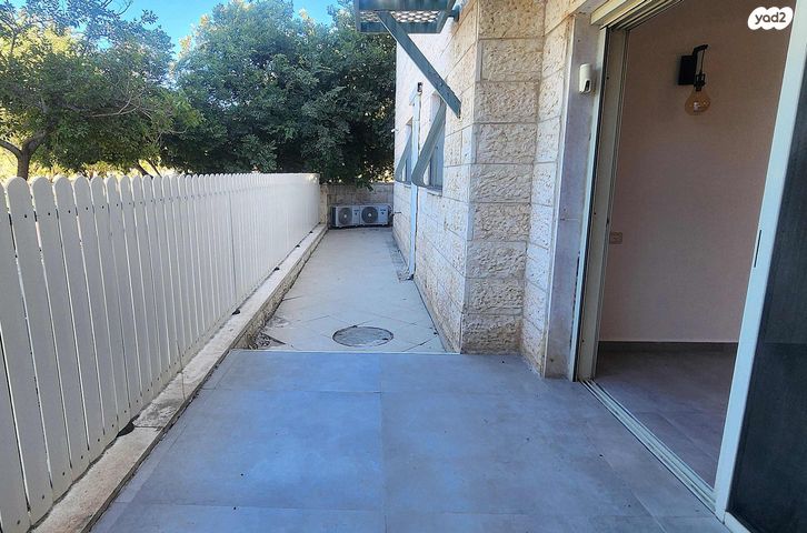 דירת גן, עמק זבולון, אבני חן, מודיעין מכבים רעות