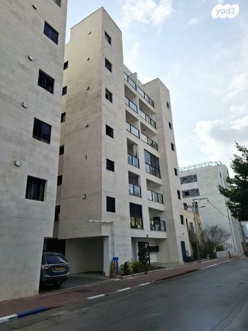 ארלוזורוב 69