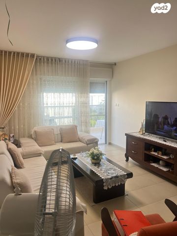 דירה, הזמיר 55, נהריה הירוקה, נהריה